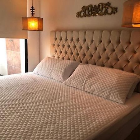 Hotel Casa Makondo Cartagena Bagian luar foto